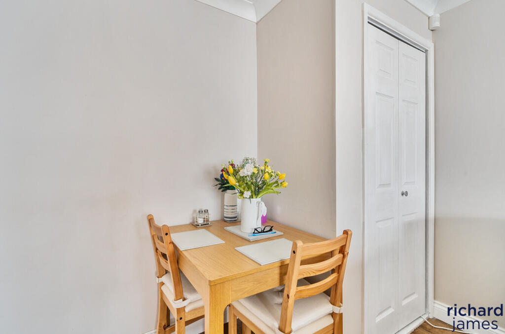 2eaf1fa125d74819b6c5c11e245d242a