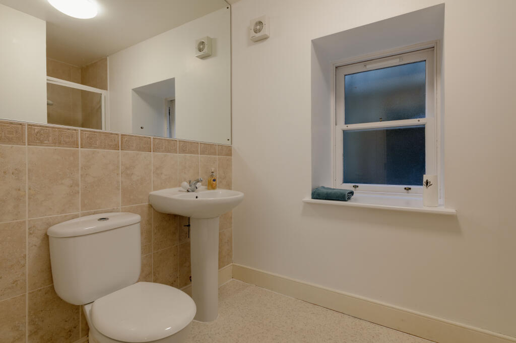 Ensuite 2
