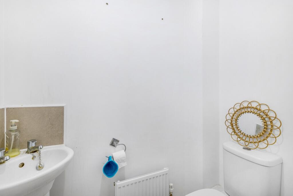 71 Swift Gardens (Kirton)-12