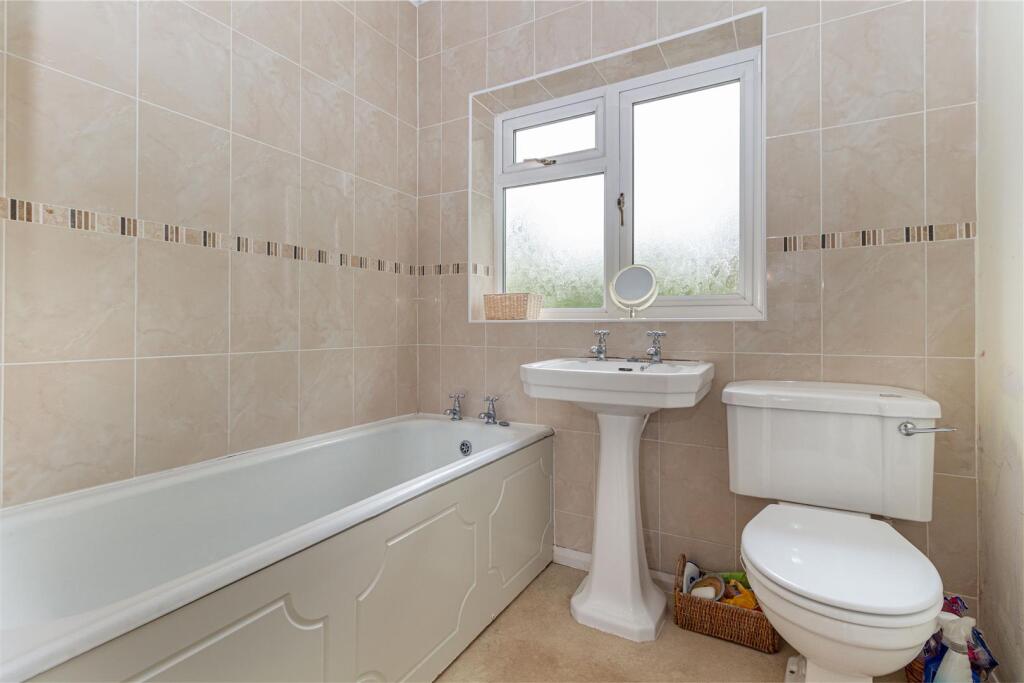 Bathroom-1 44.jpg