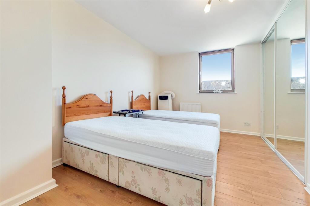 7_Bedroom 2-1.jpg
