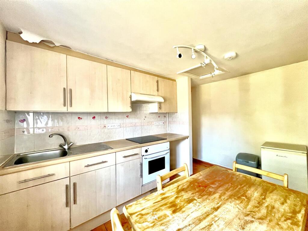 Kitchen/ Diner
