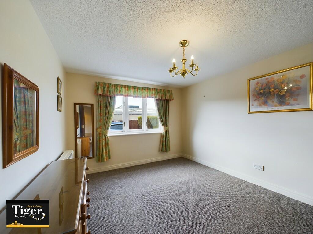 CAM02176G0-PR0189...