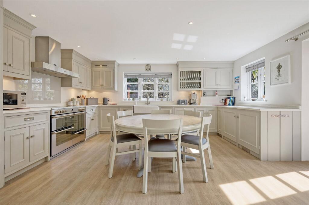 Kitchen/Breakfast