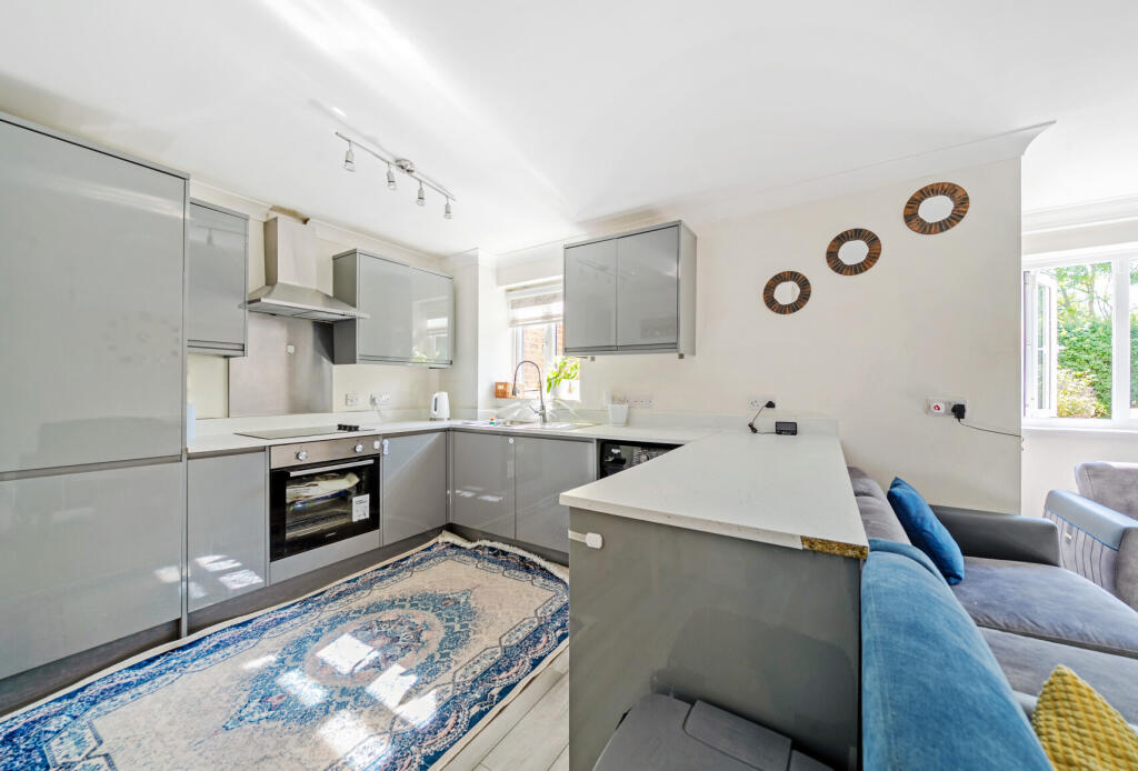 9-68236533ef5d5-1...