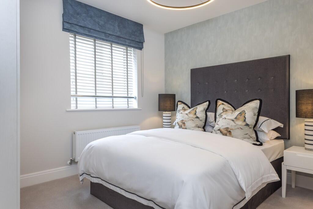 the glades at mindenhurst, deepcut