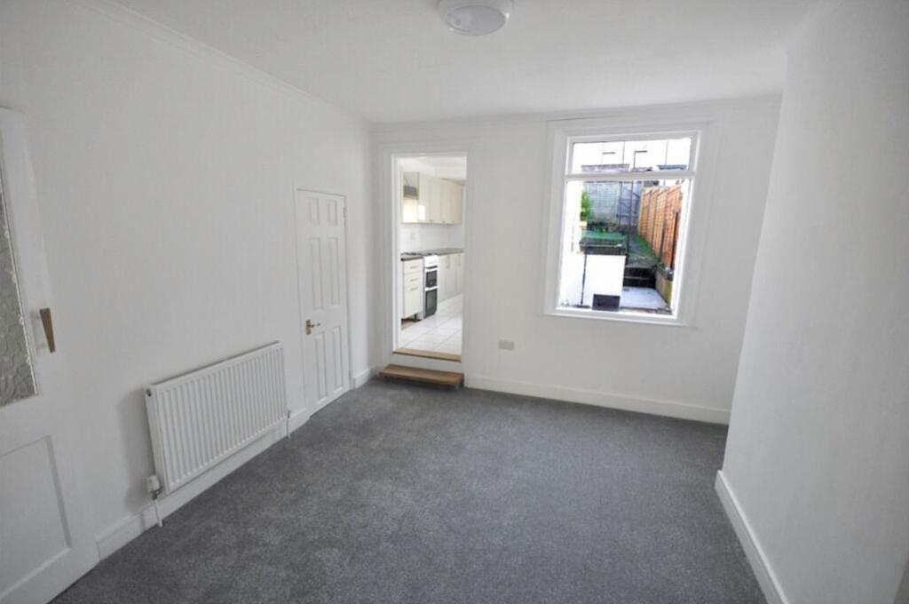 6283_SWI210507_L_IMG_04_0000