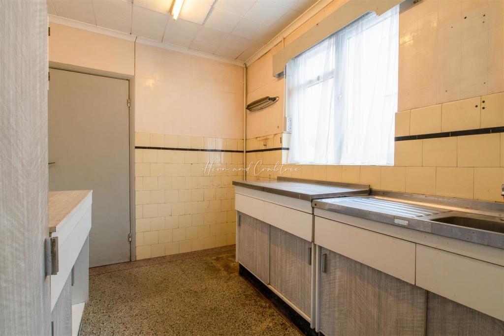 St Angela Road, Heath, HernCrabtree (10).jpg