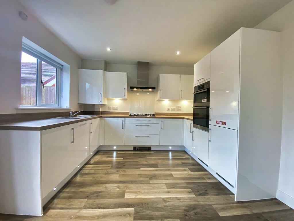 Photo 10-01-2025,...