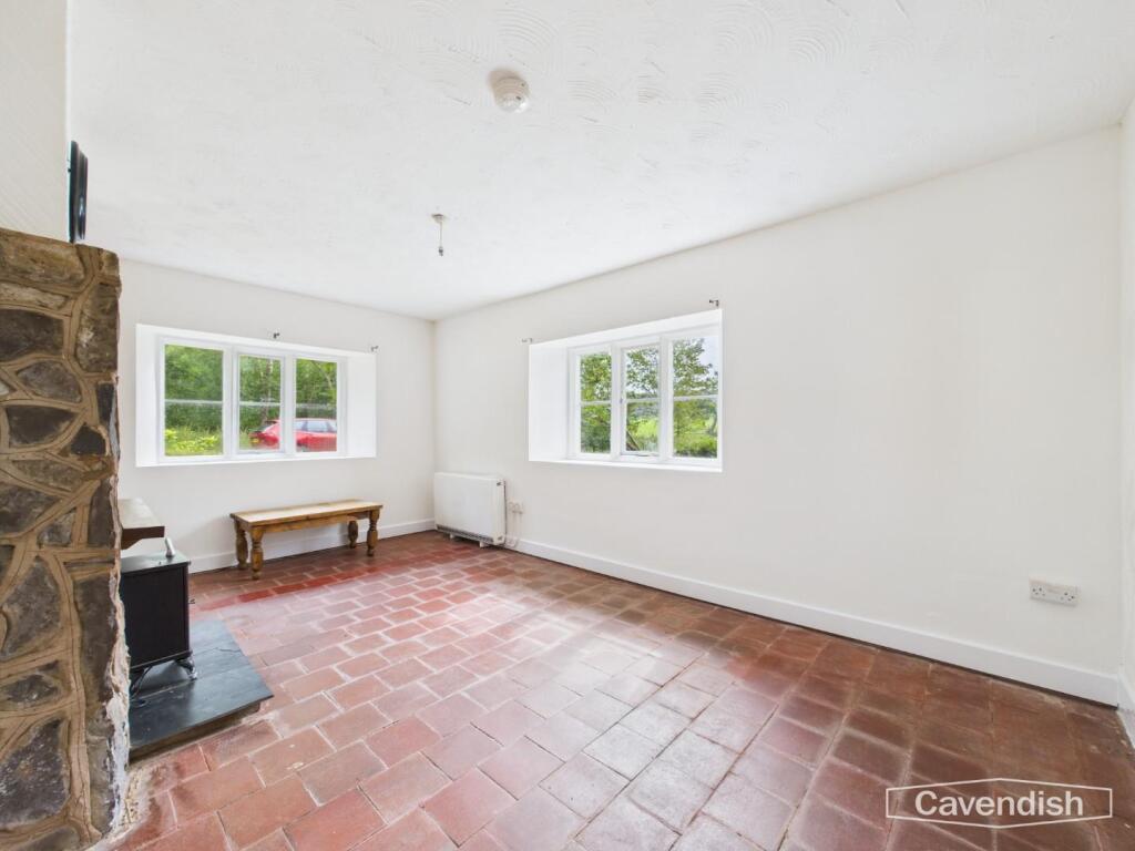 CAM01843G0-PR0173-STILL006.jpg