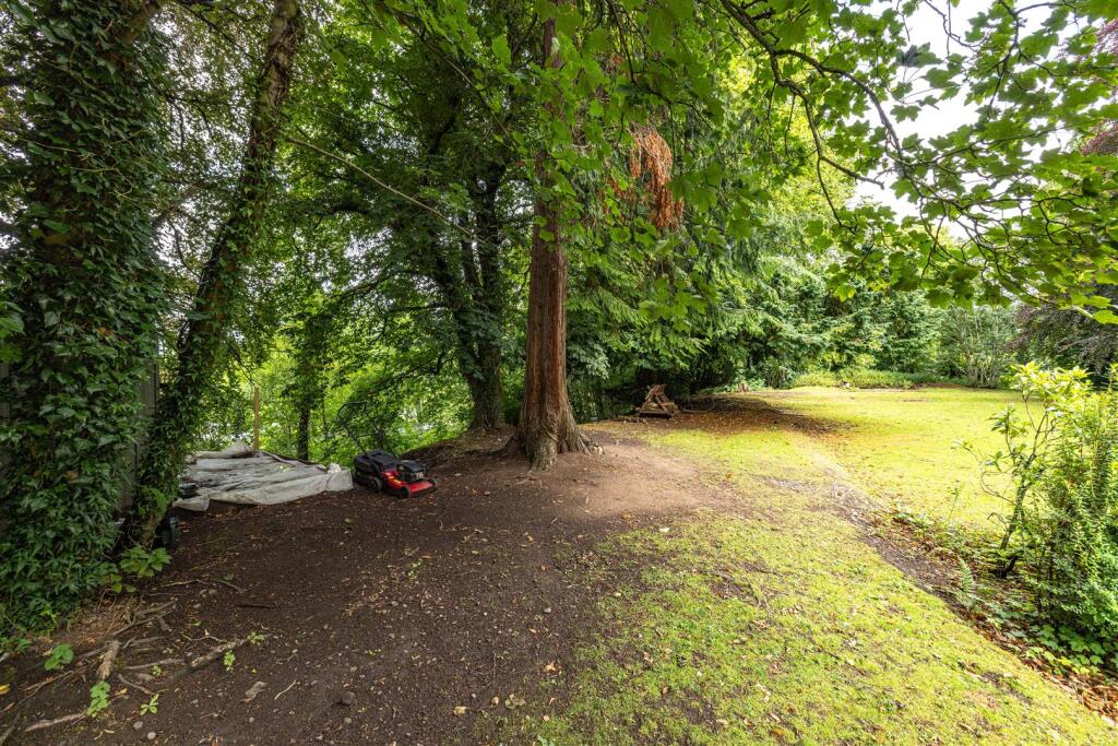 50 Highcross Avenue 043.jpg