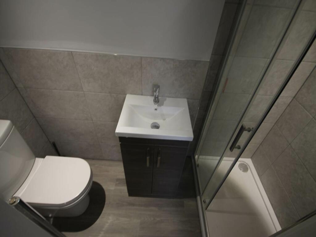 Room 4 En-suite