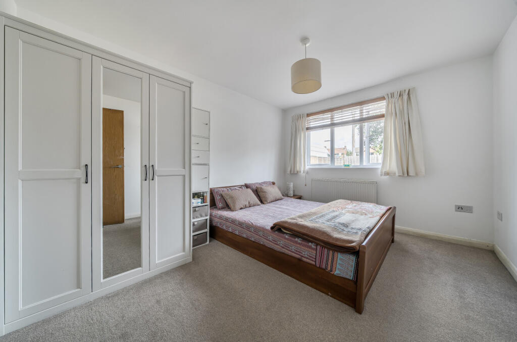 1345711-9-68b18b1...