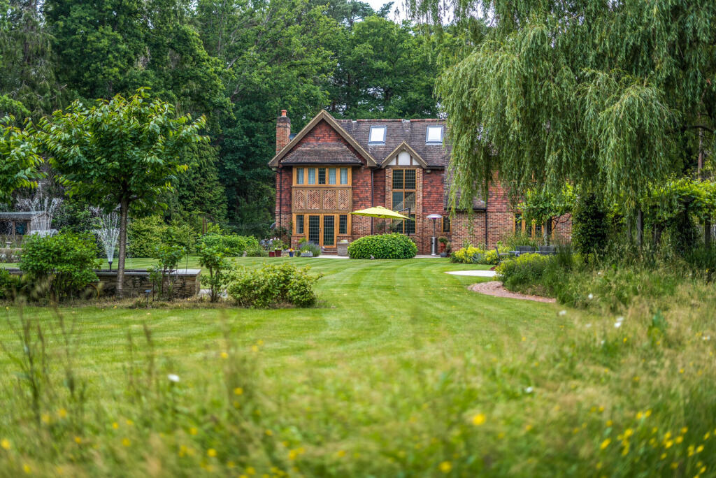 1303185-13-684b29...