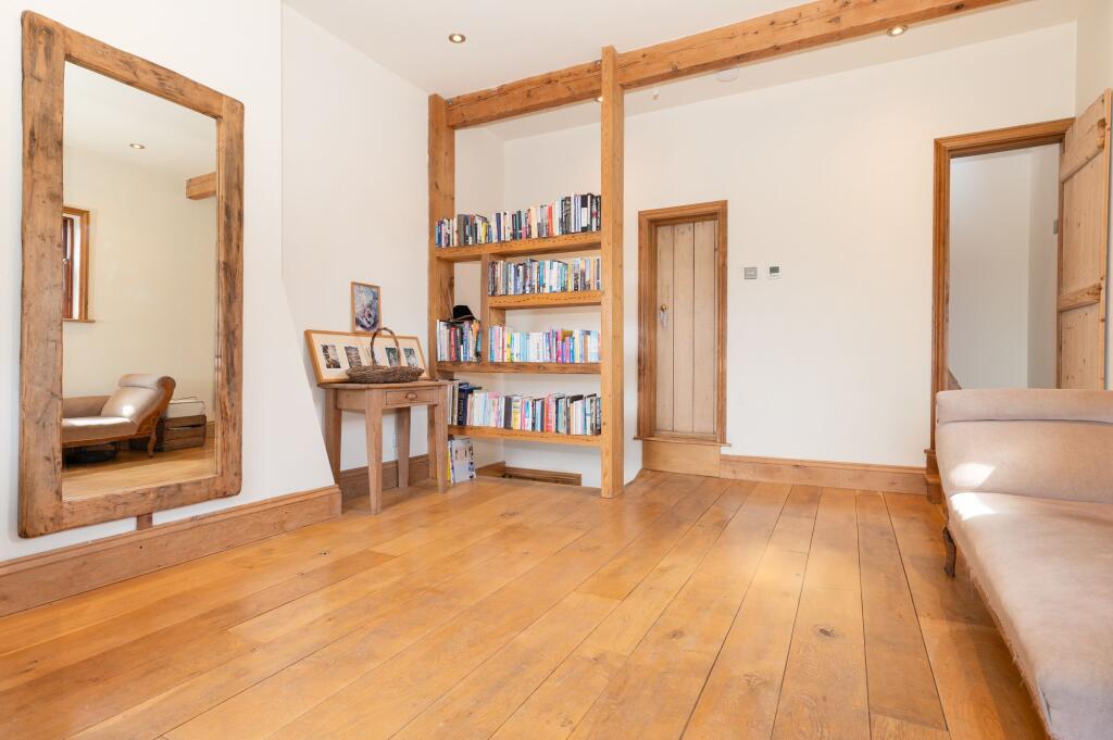 RECEPTION ROOMS AND KITCHEN DINING ROOM