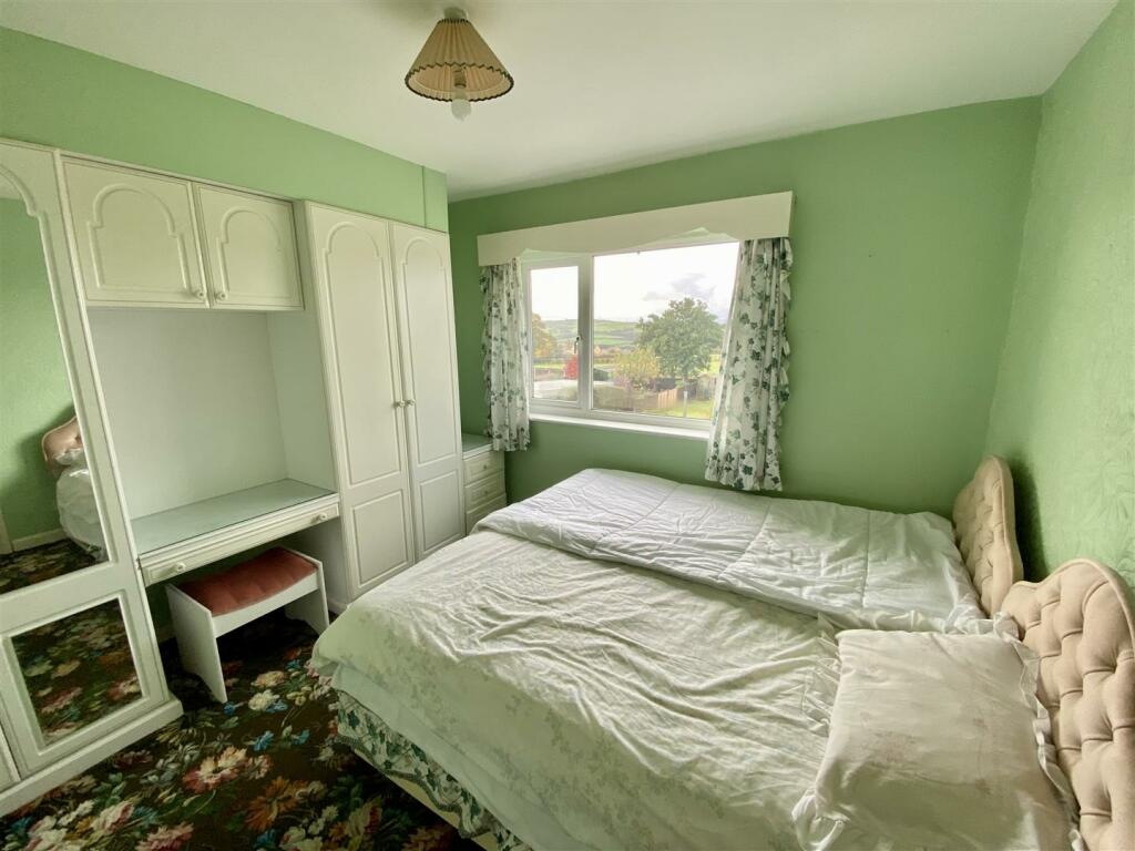 Bramleys Estate Agents - Slipper Lane - Mirfield (