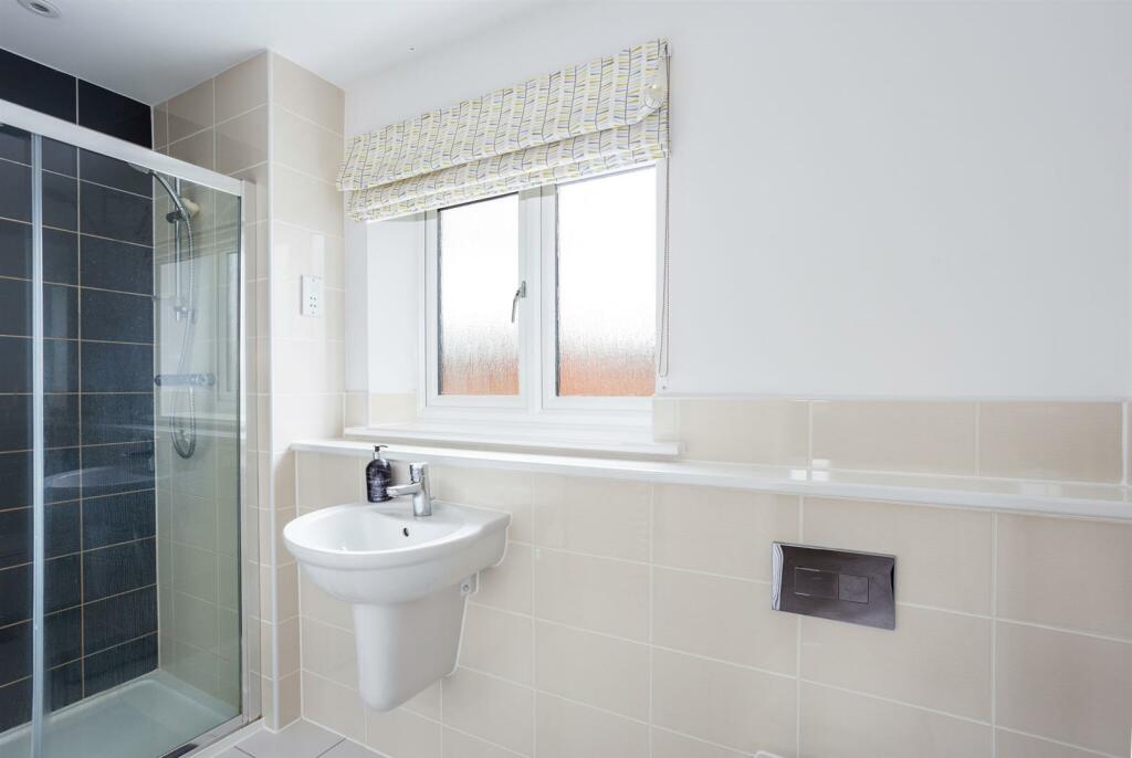 71036_21 Flora Close (16)_low.jpg