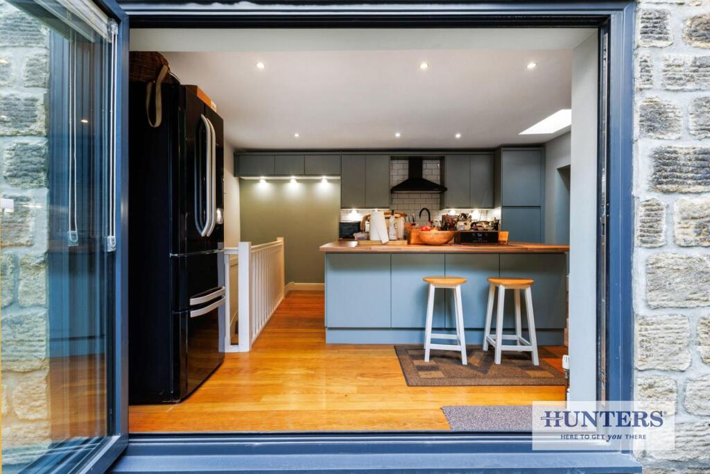 96162_12-Micklefield-Lane-Rawdon (18) - Copy_low.j