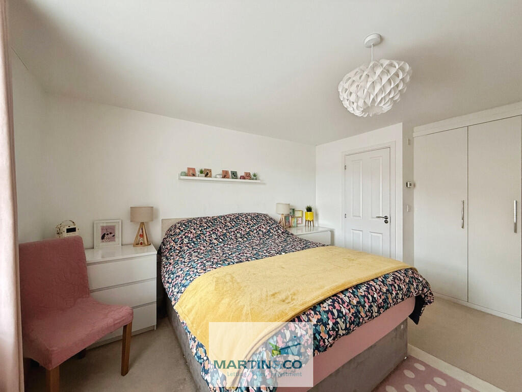 f5972518-C-424D-9...