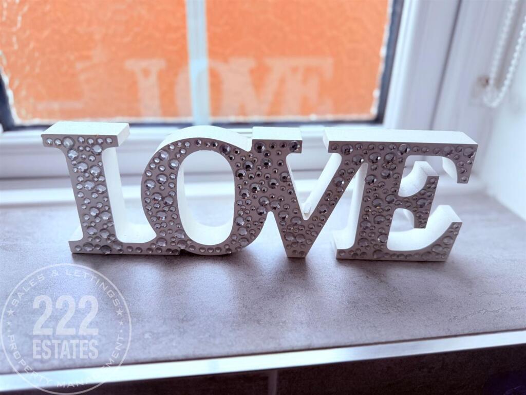 PHOTO-2025-10-20-13-51-11 (27).jpg