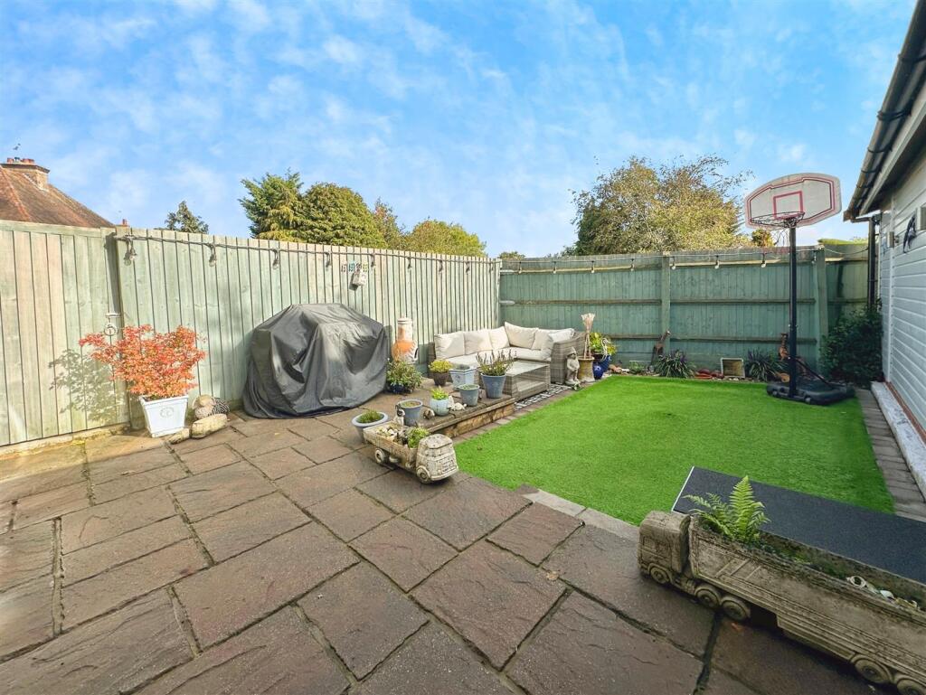 8a1ffc44--4CE3-86F6-2AD6937151BE-11963-0000036698E