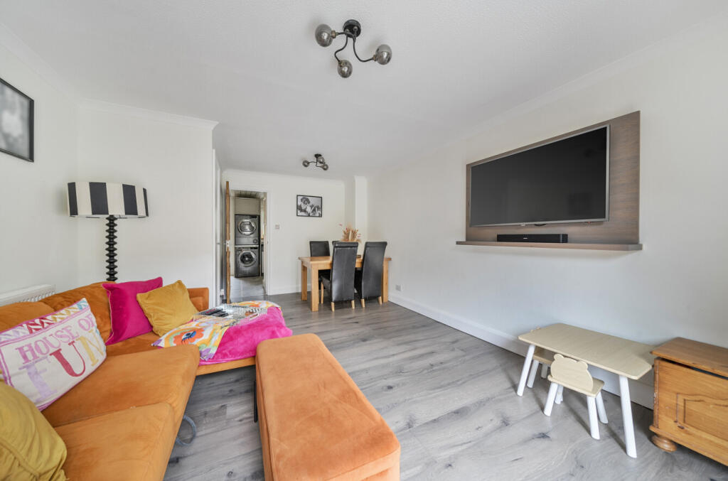 1328709-9-6889fcf...