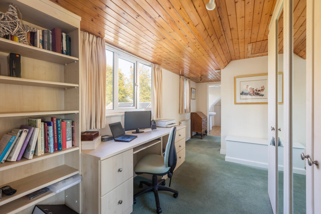 Castle Howard Drive 7 Landing