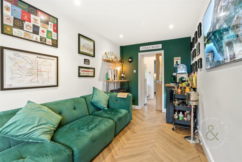 Acorn Grove, Pontprennau, Hern Crabtree (4).jpg