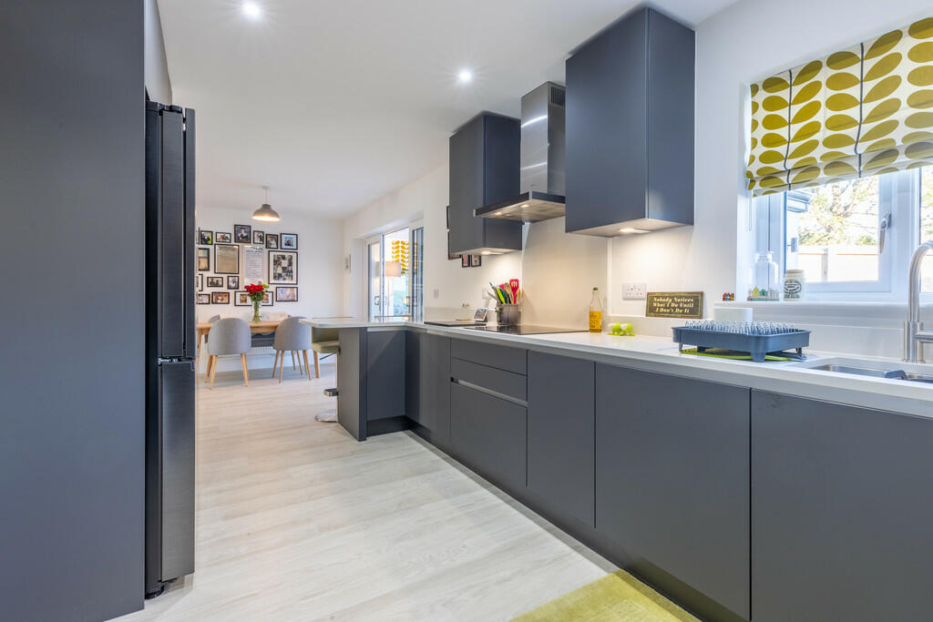 Kitchen/Dining Ro...