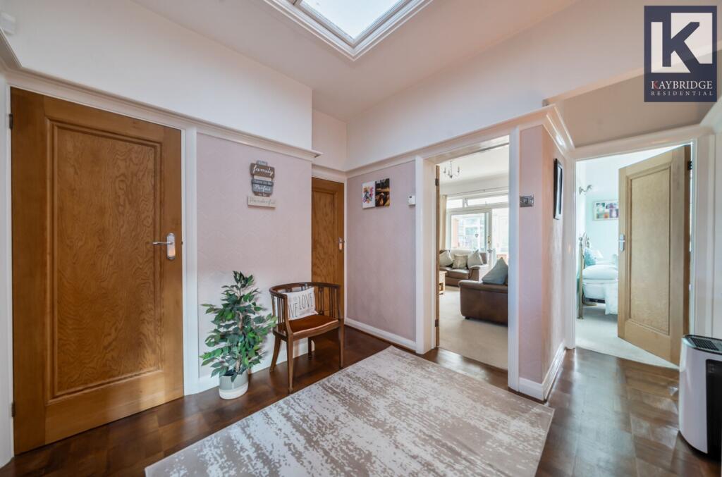 Tealing Drive, Epsom