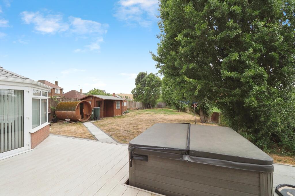 Gorgeous Gardens and Enviable Views