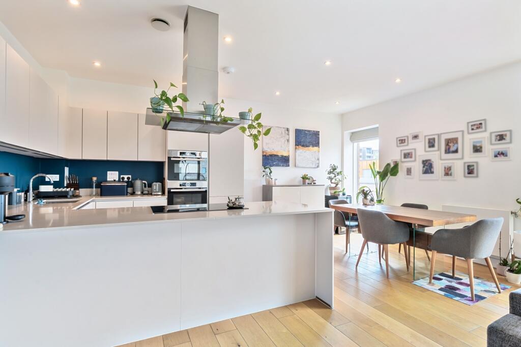 1300229-8-683d792...