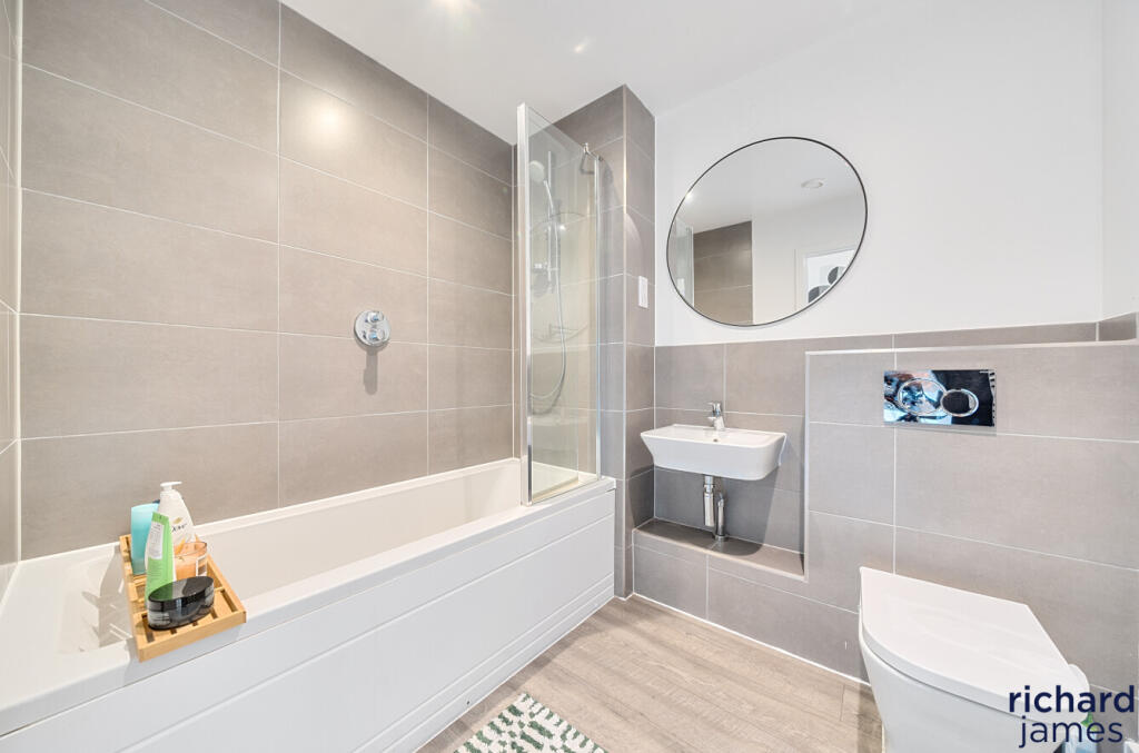 58e28b6a2df64ec18a76fe3cb672e101