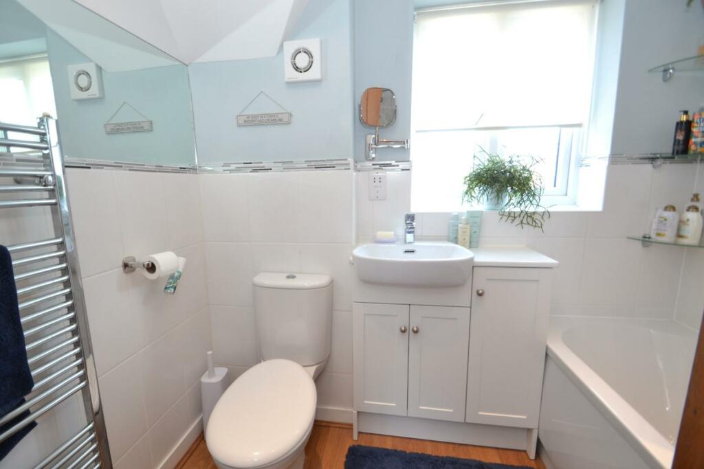 bath1.JPG