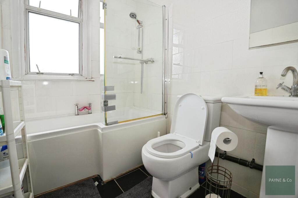 First Floor Bathroom/WC
