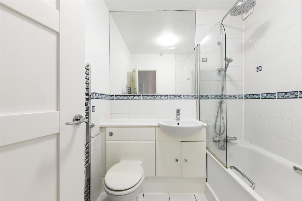 WILLIS CLOSE, (7).jpg