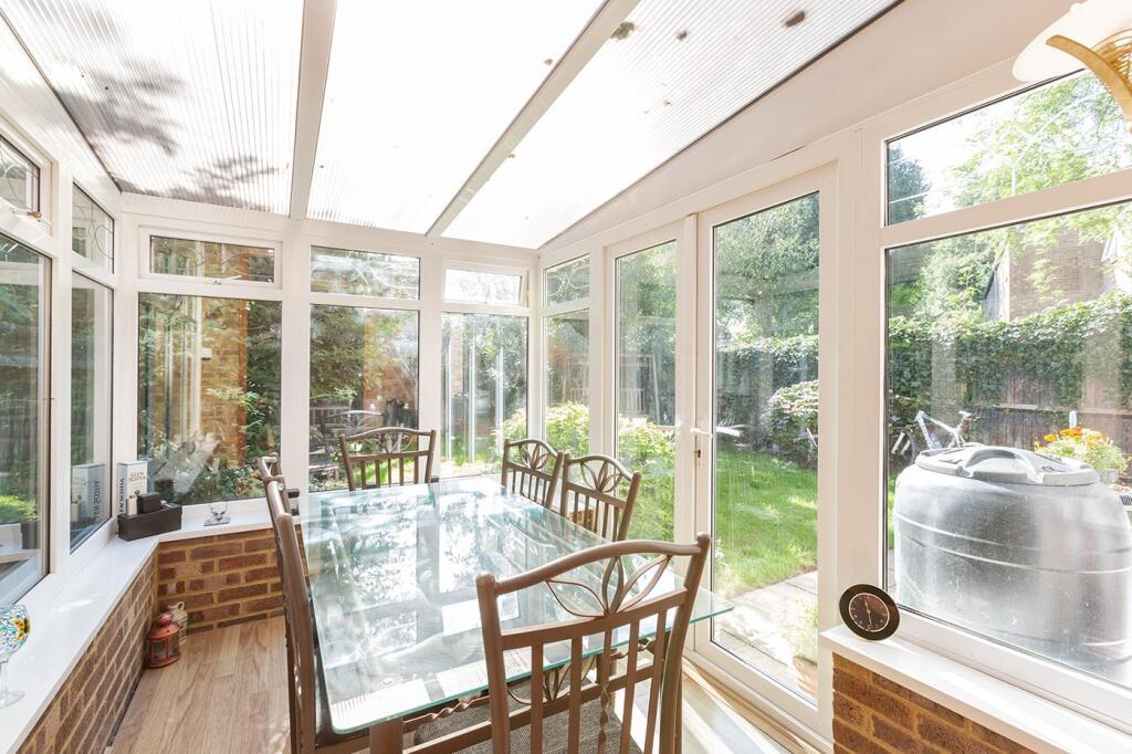 62 Caling Croft-LR12.jpg