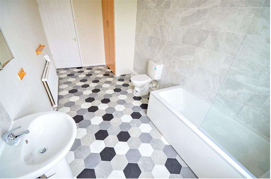 Bathroom2