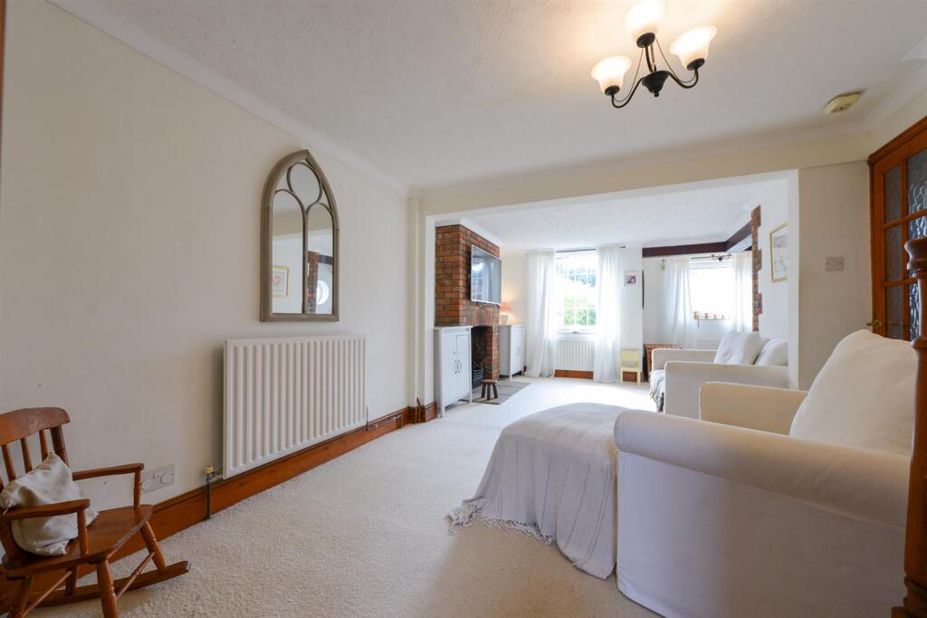 Crispin Cottage11.jpg