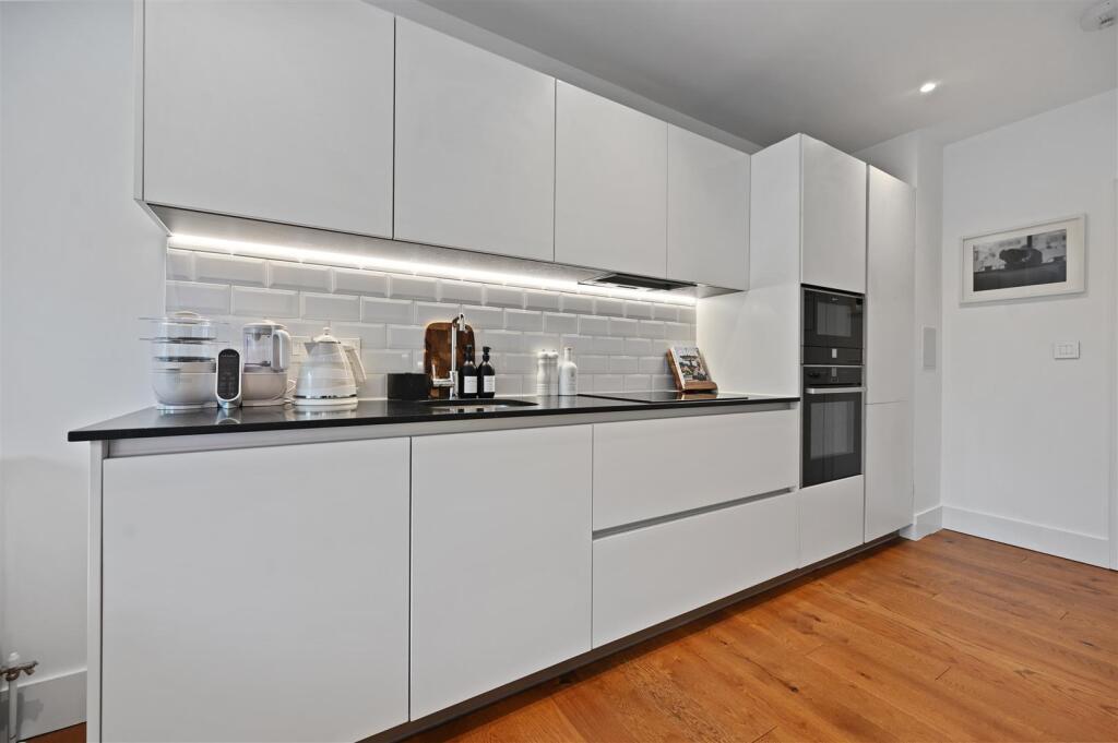 AR - Dauphine house9.JPG