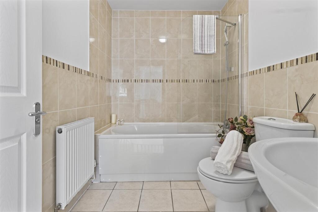 Main Bathroom