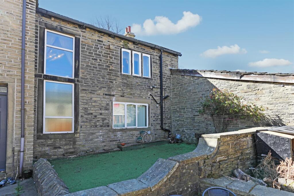 Barker Royd House.42.Photoneg.co.uk.jpg