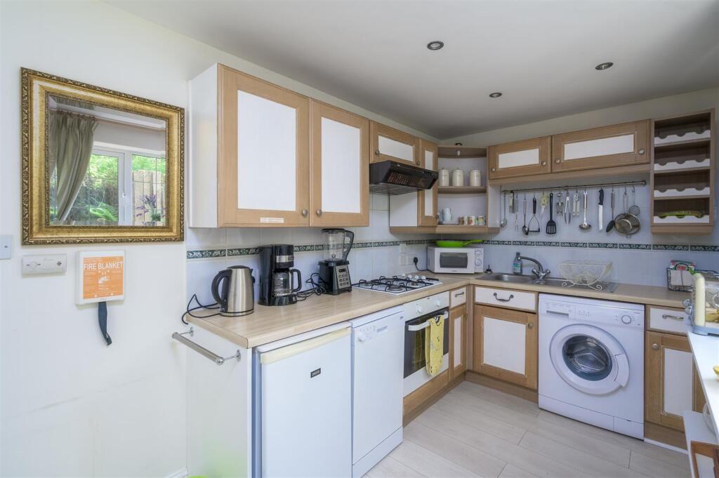 Summertime kitchen