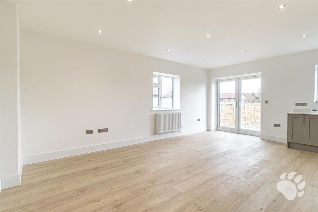 Open Plan Kitchen/Living/Dining Room