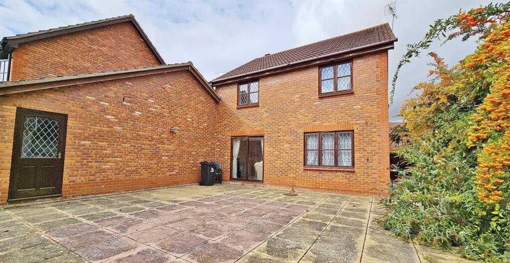 Outside - Rear