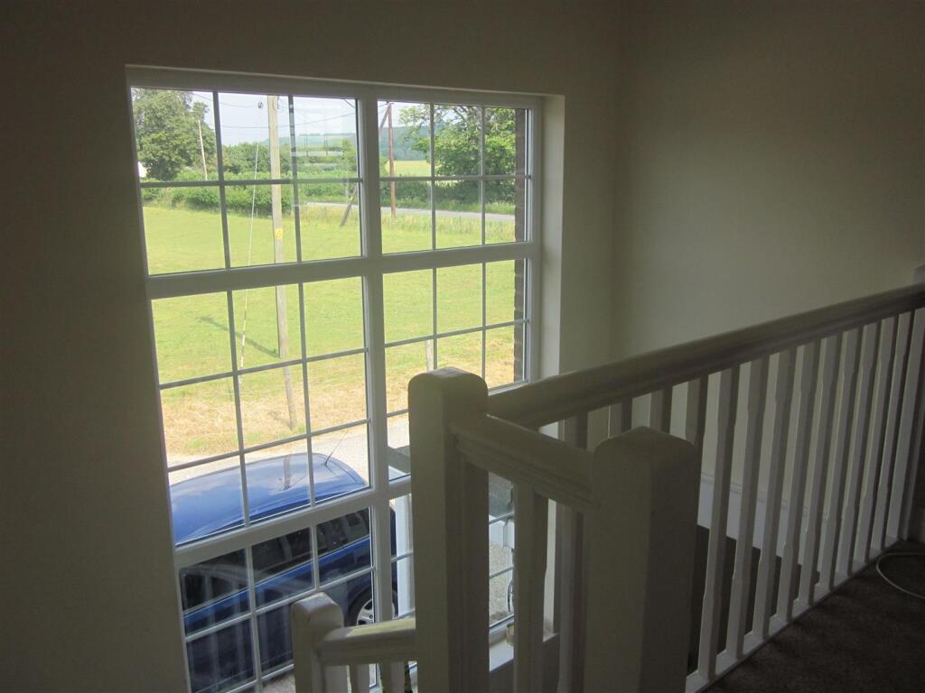 Hatchmead Farm Stairs 018 [00043837].JPG