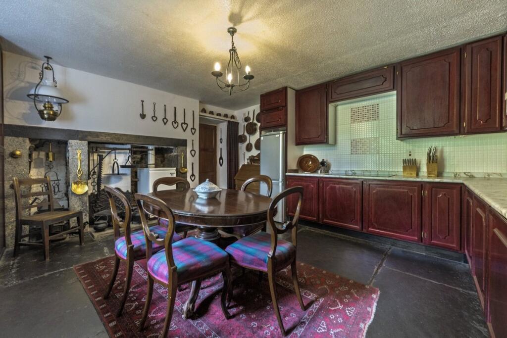 Dining/Kitchen