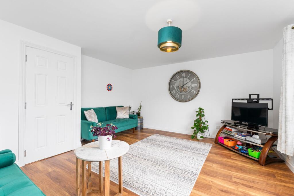 Lounge - Second Floor