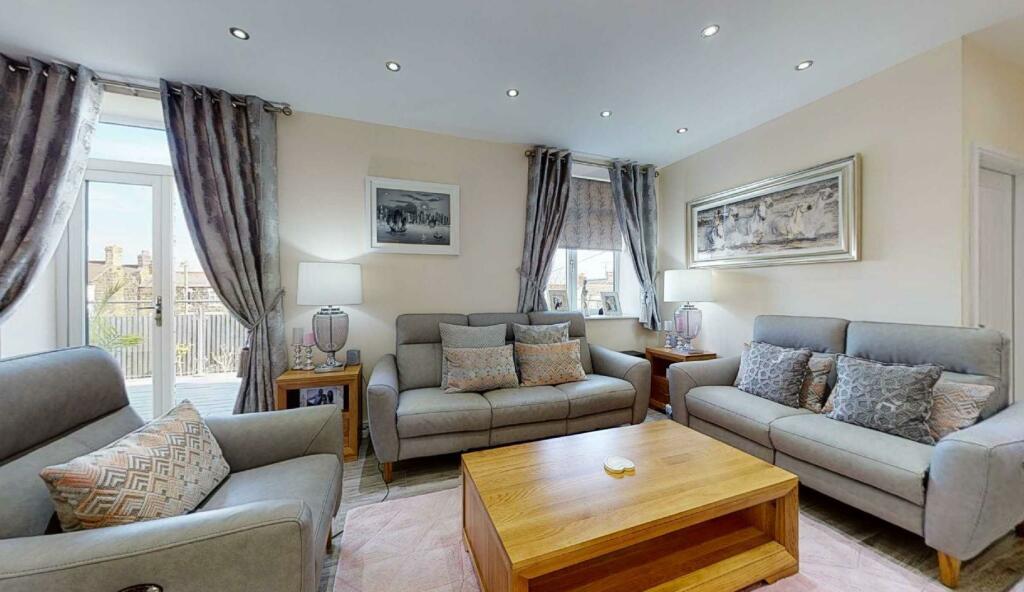 Lounge Area
