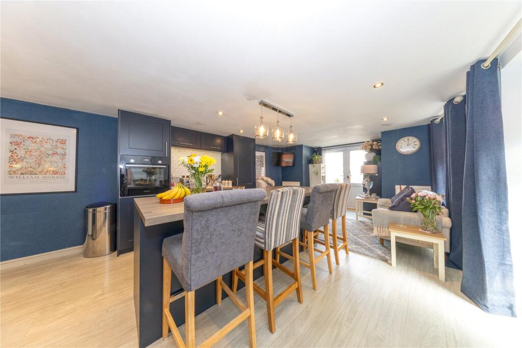 Kitchin/Diner/Lounge